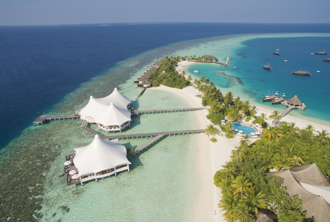 hotel safari island resort maldives
