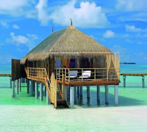 constance moofushi maldives